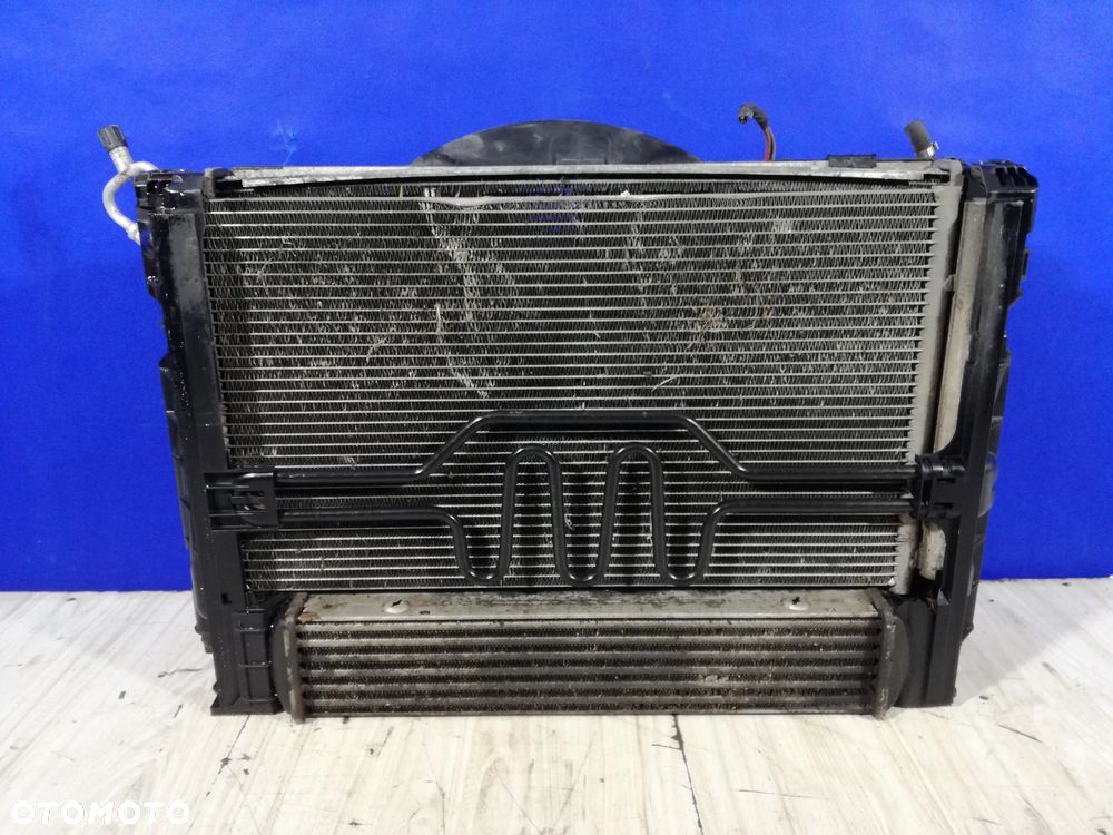 BMW X1 E84 chłodnice wentylator komplet 2.0 Diesel  09/14 - 1