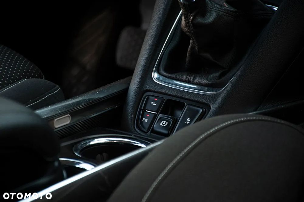 Opel Zafira 2.0 D (CDTI ecoFLEX) Start/Stop Active - 35