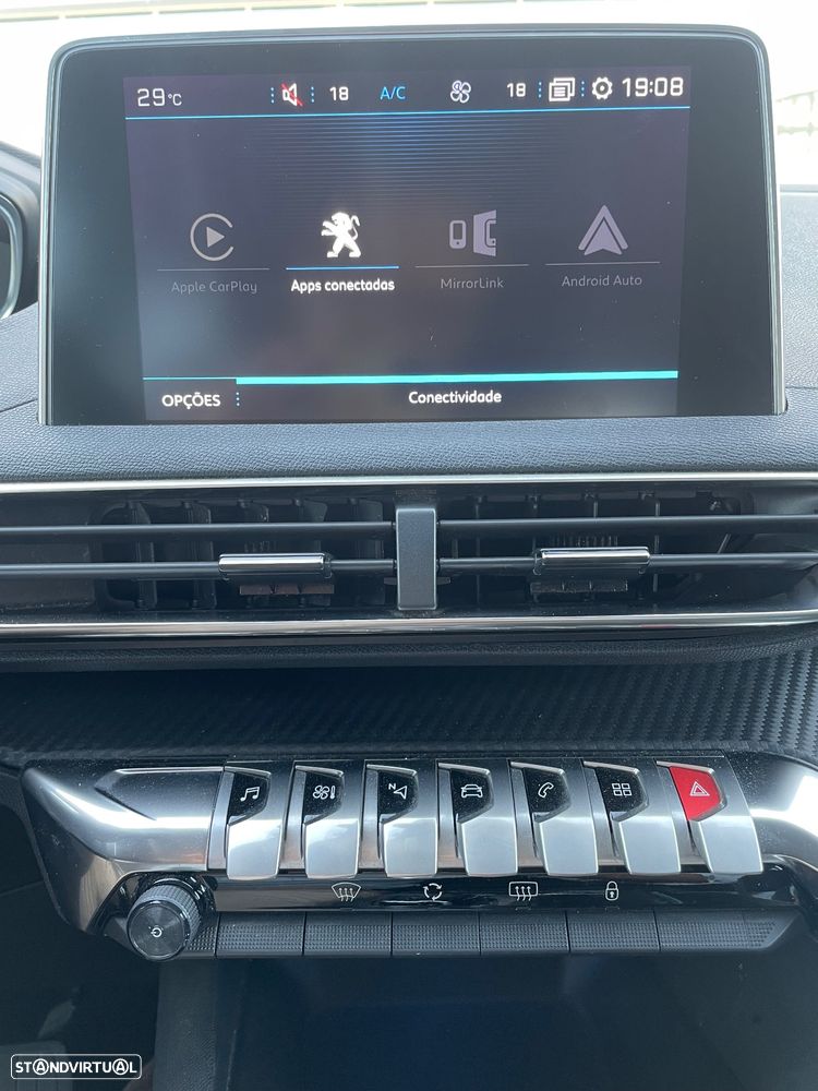 Peugeot 5008 1.5 BlueHDi Allure EAT8 - 17