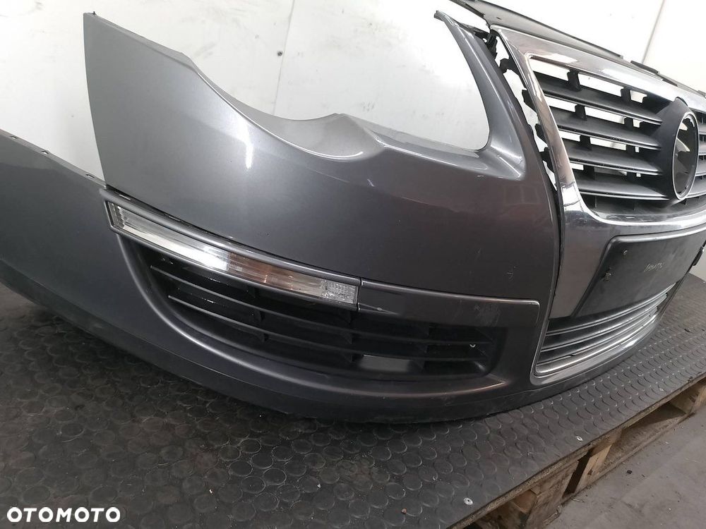 ZDERZAK PRZÓD VW PASSAT B6 - 10