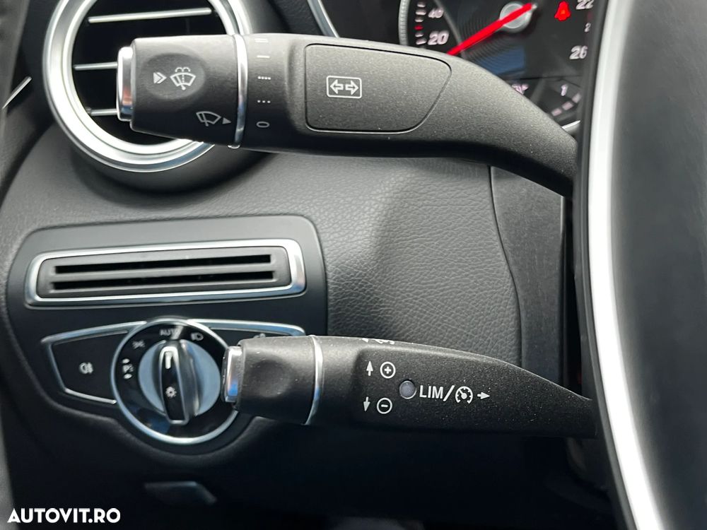 Mercedes-Benz C - 16