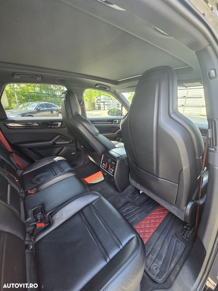 Porsche Cayenne Tiptronic S - 7