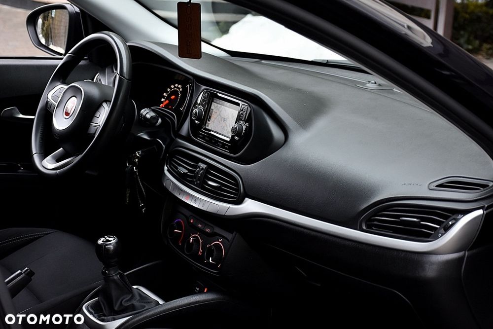 Fiat Tipo 1.4 T-Jet 16v Lounge - 19