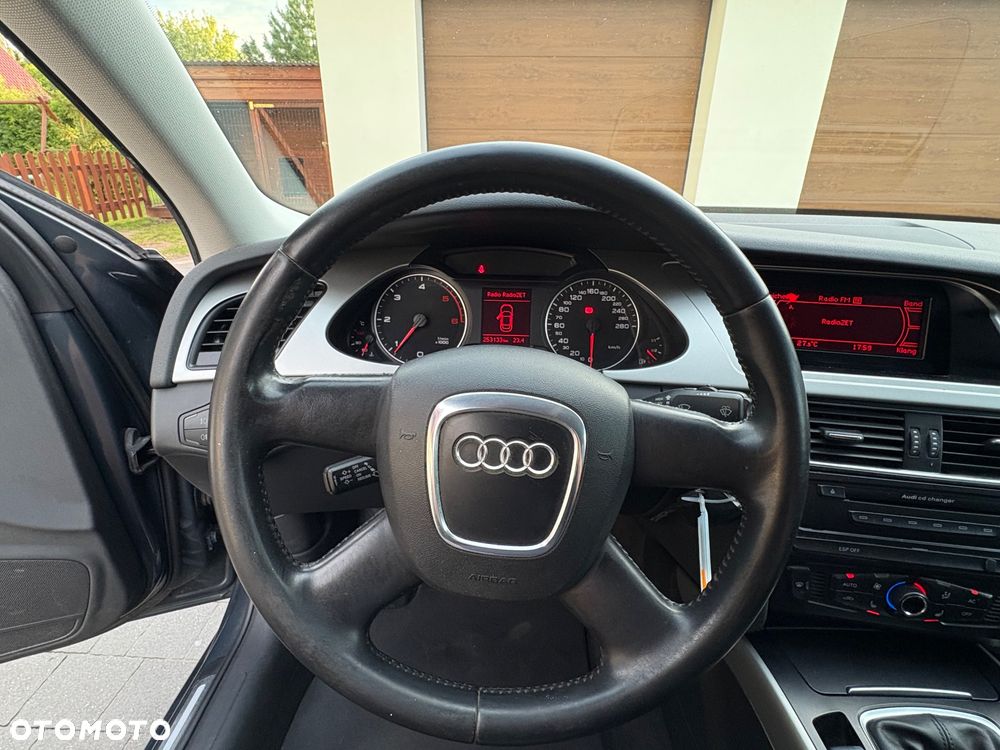 Audi A4 Limousine 2.0 TDI DPF Attraction - 23