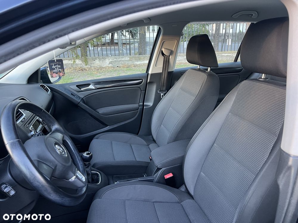 Volkswagen Golf - 18