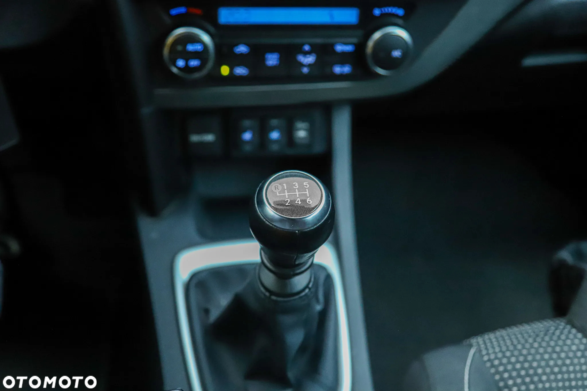 Toyota Auris - 18