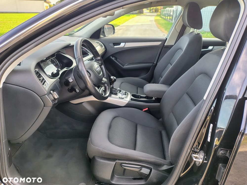 Audi A4 Avant 2.0 TDI DPF Ambiente - 17