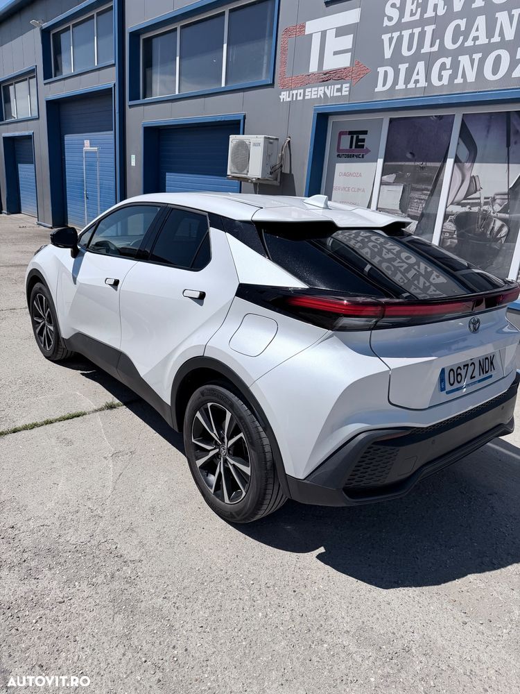 Toyota C-HR - 8