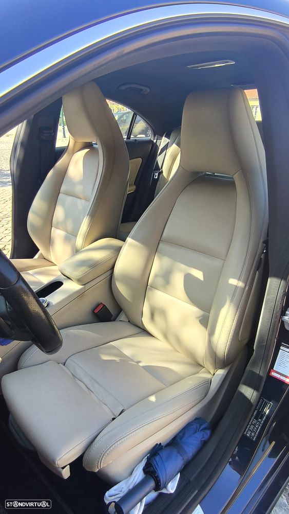 Mercedes-Benz CLA 180 d Aut. - 10