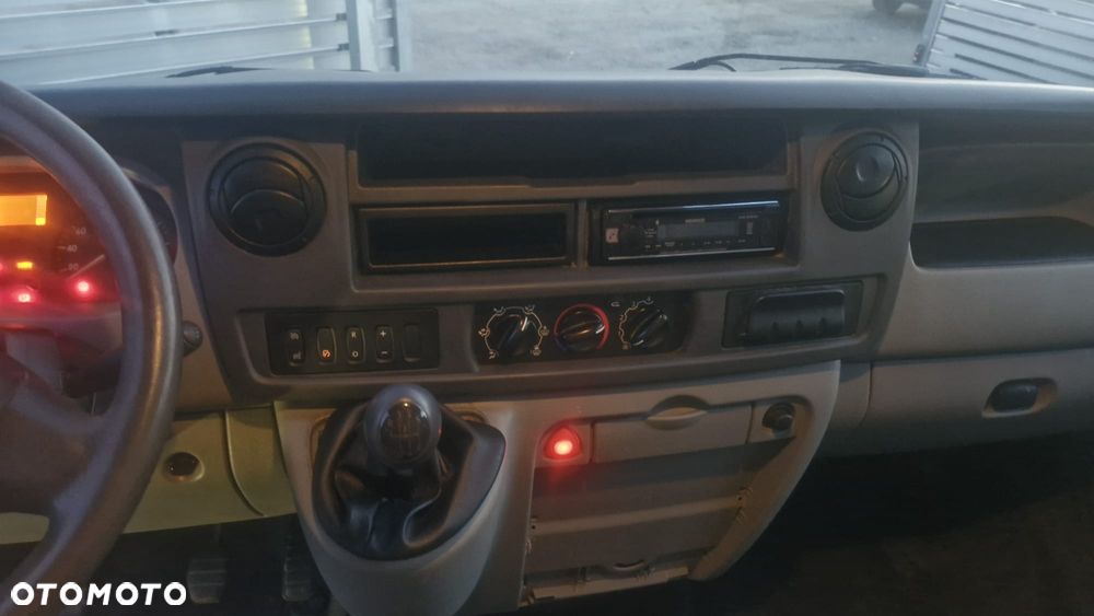 Renault Master - 10