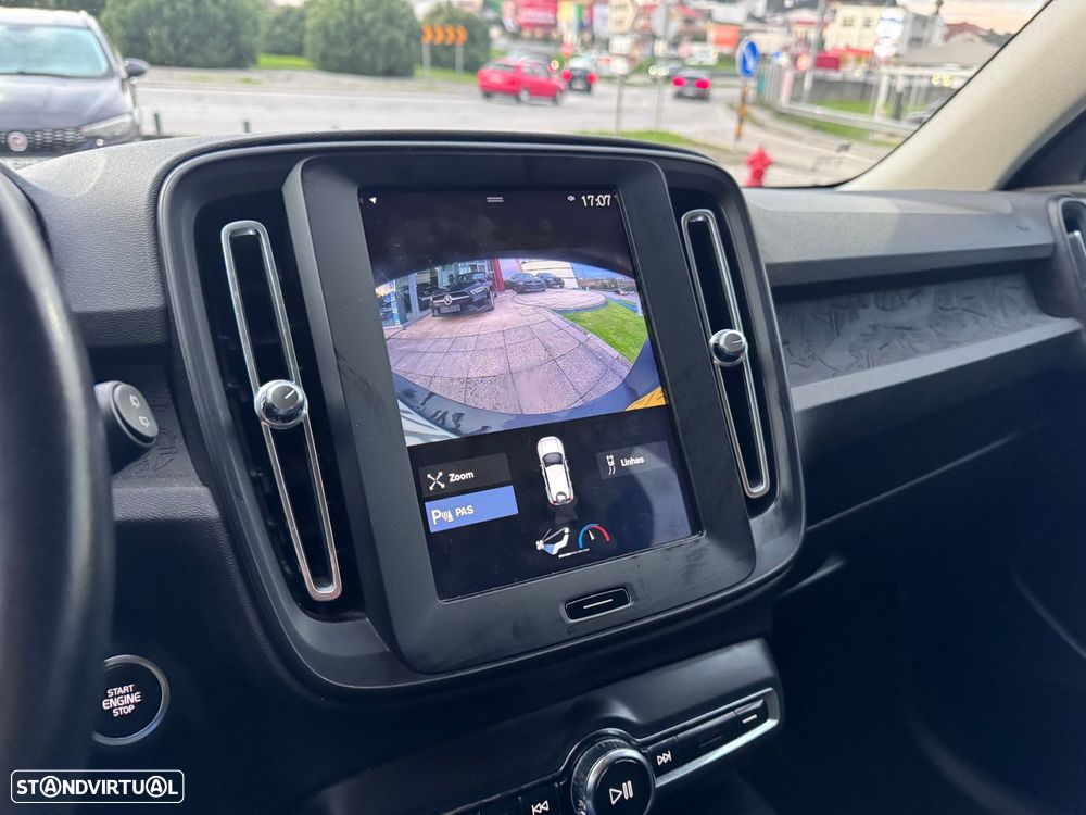 Volvo XC 40 1.5 T3 - 12