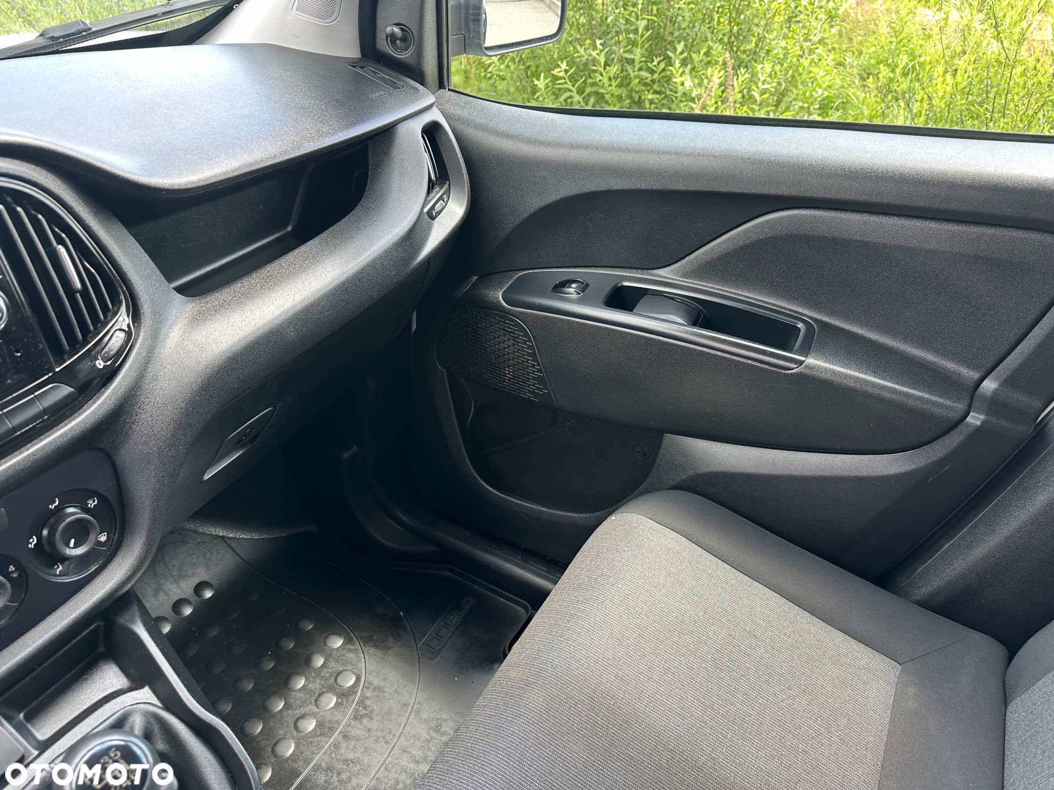 Fiat DOBLO 1.6  105 KM klima Navi - 11