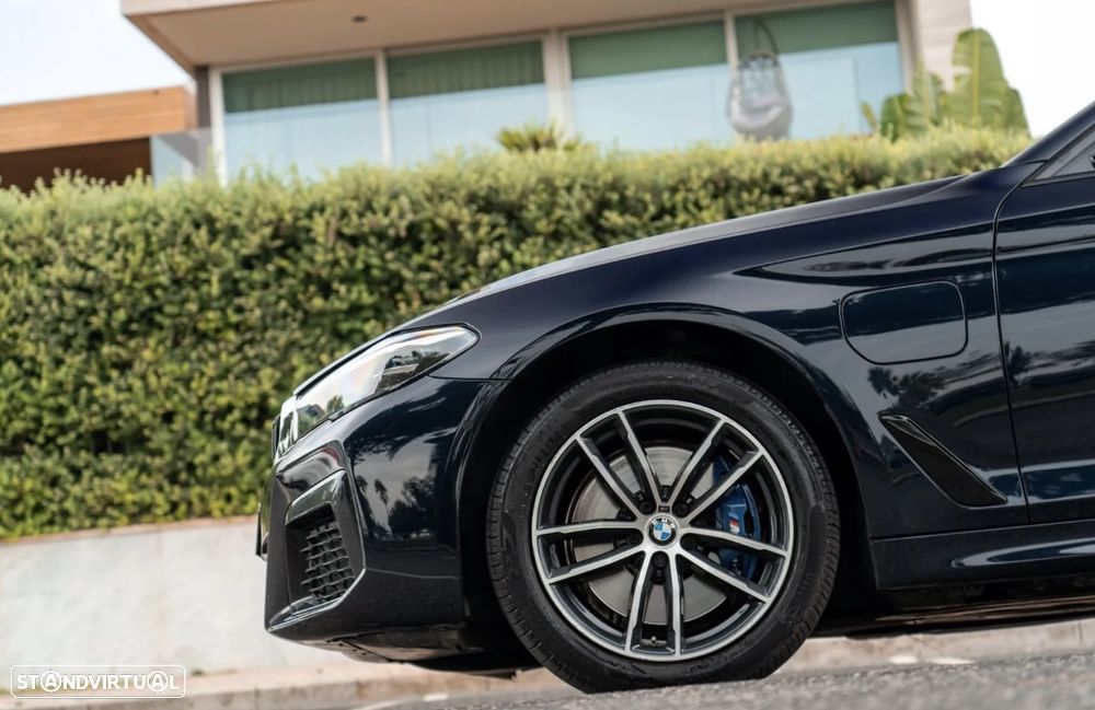 BMW 530 e Pack M - 4