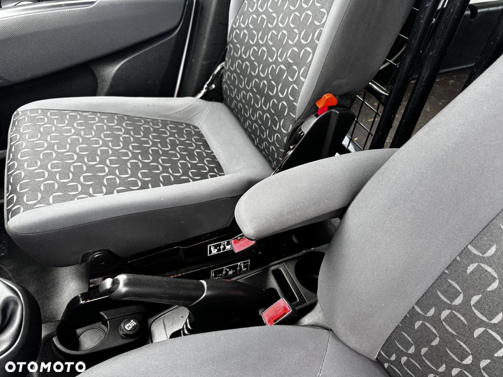 Fiat Doblo Maxi - 27