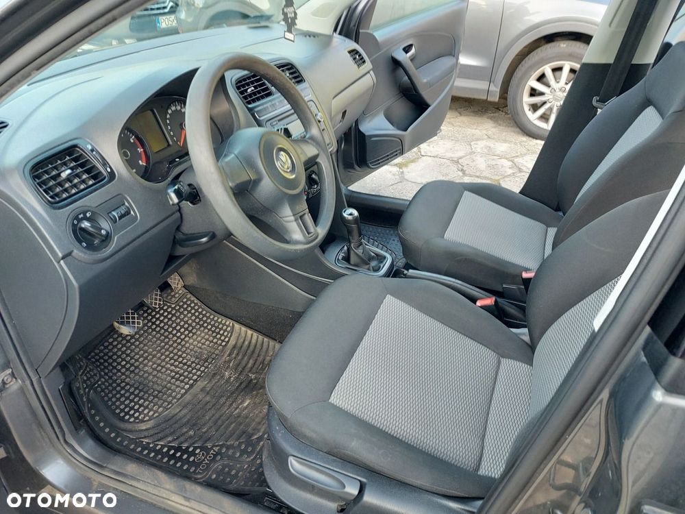 Volkswagen Polo - 14