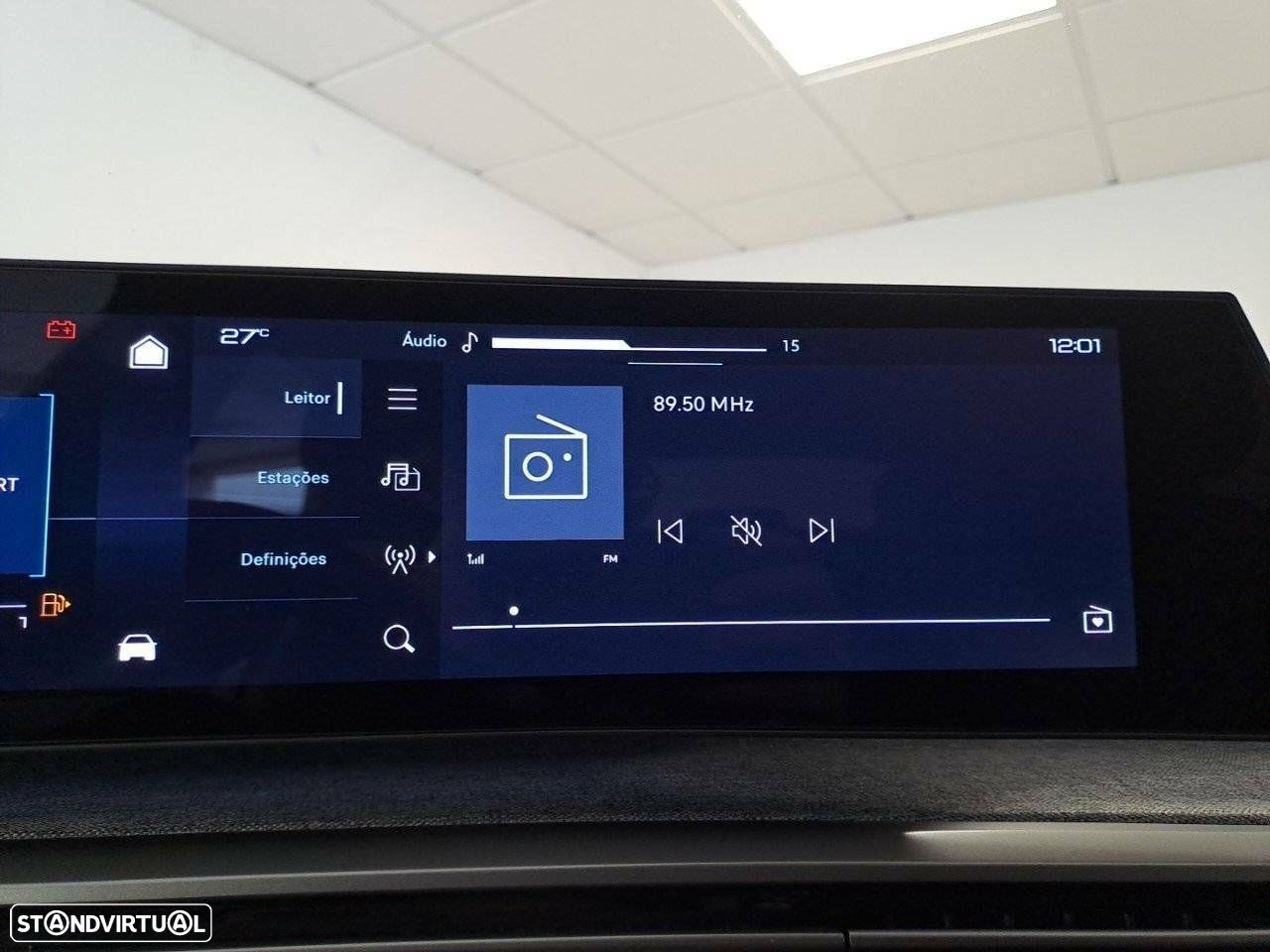 Peugeot 3008 1.2 Hybrid Allure e-DCS6 - 19
