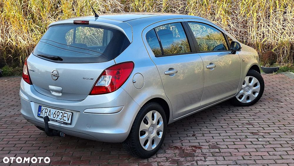Opel Corsa - 33