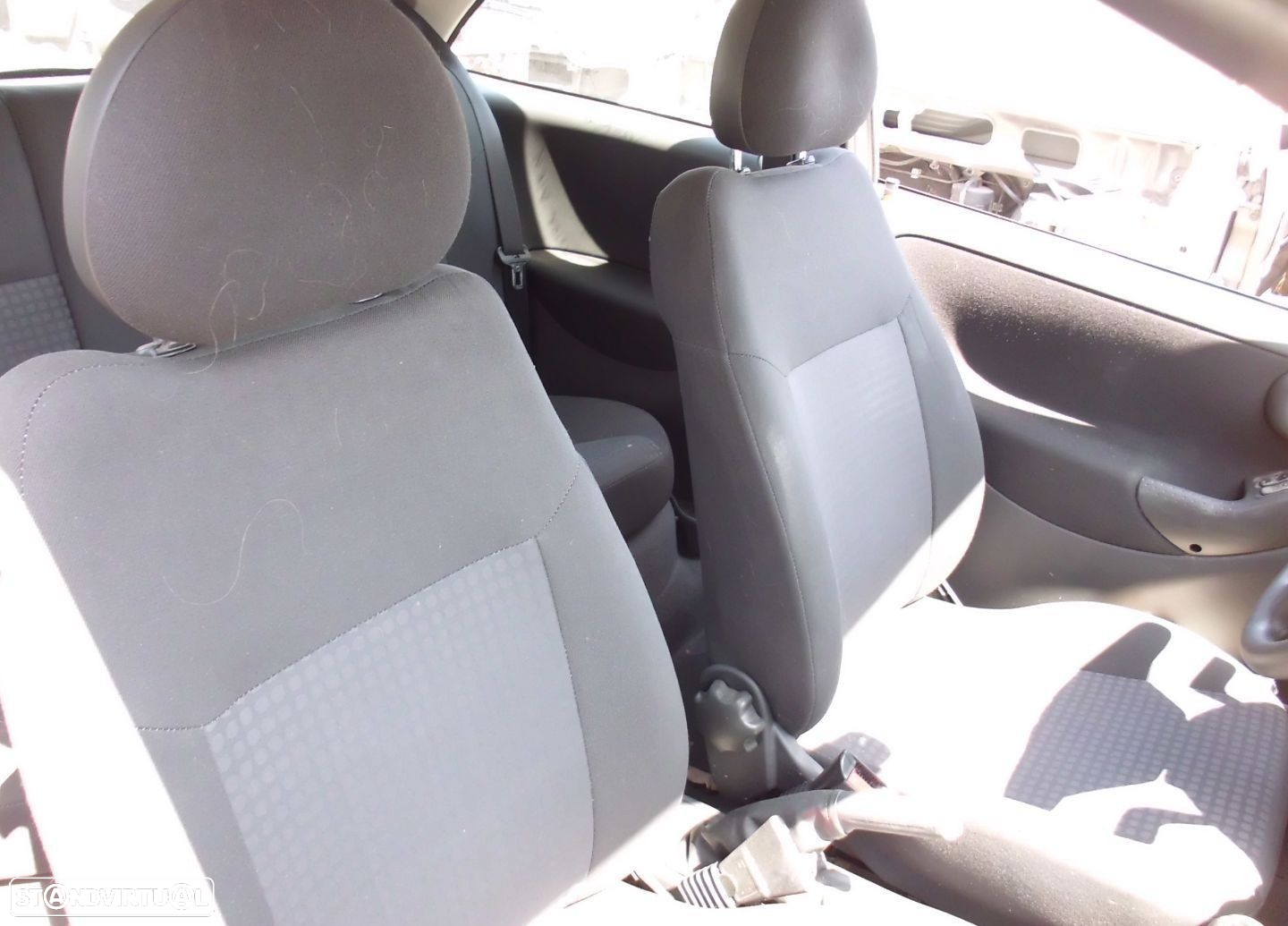 Peças Opel Corsa C (X01) 2000 a 2009 - 16