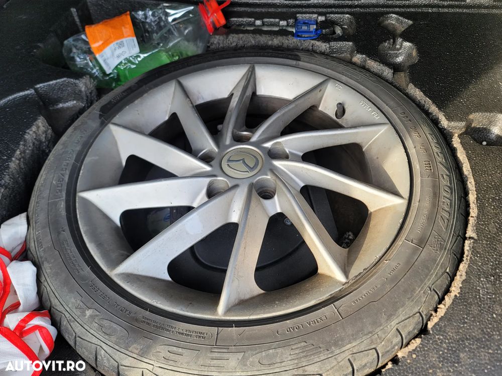 Mazda 3 2.0 MZR DISI Sports-Line - 3