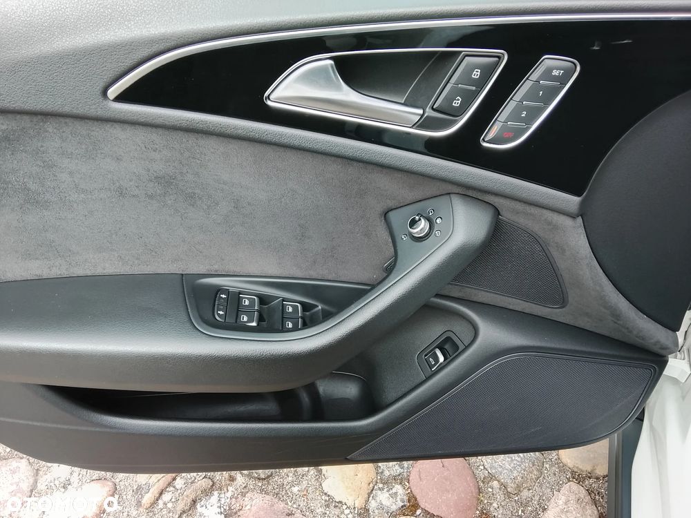 Audi A6 Allroad - 34