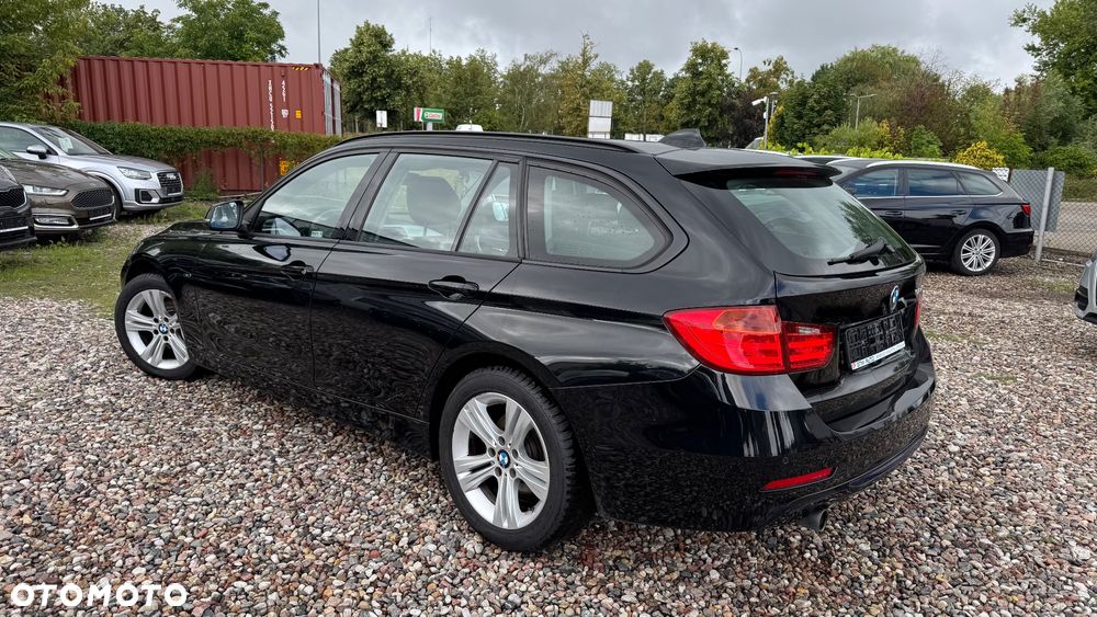 BMW Seria 3 318d Sport Line - 8