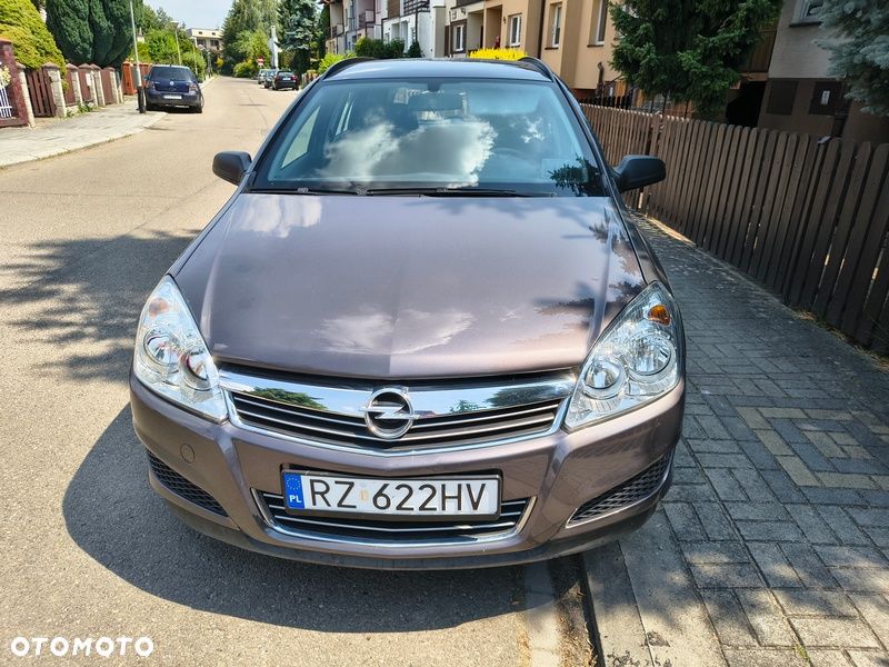 Opel Astra - 2