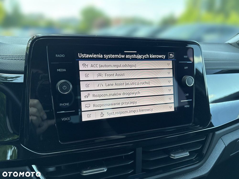 Volkswagen T-Roc 1.5 TSI R-Line DSG - 25