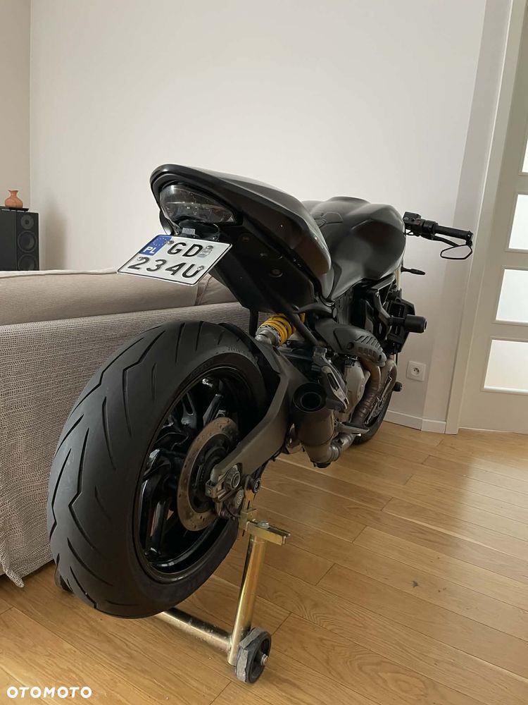Ducati Monster - 9