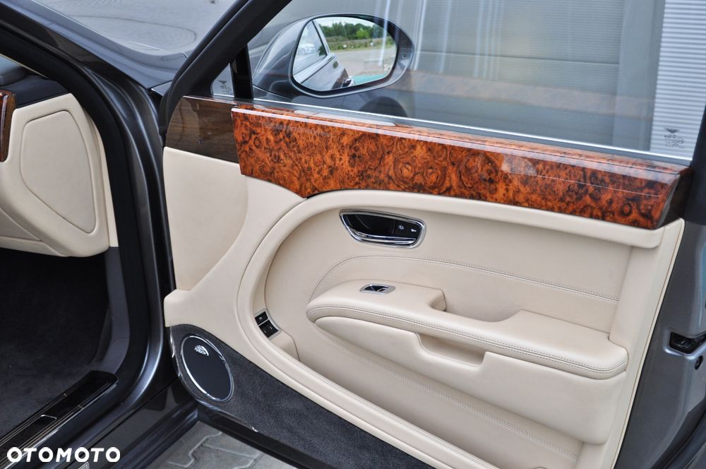 Bentley Mulsanne - 30