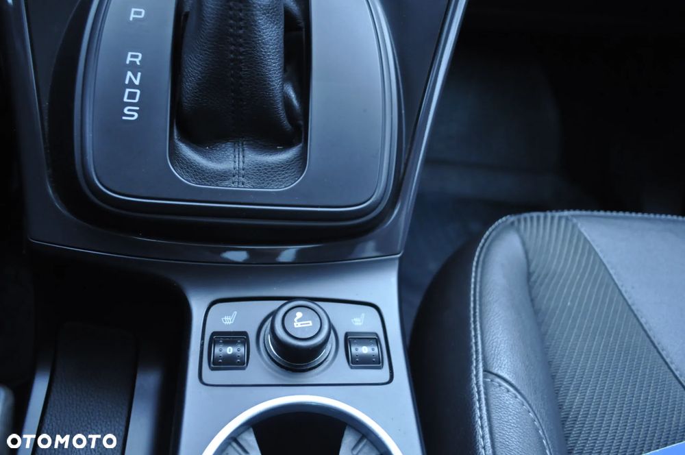 Ford Kuga 1.6 EcoBoost 4x4 Titanium - 27