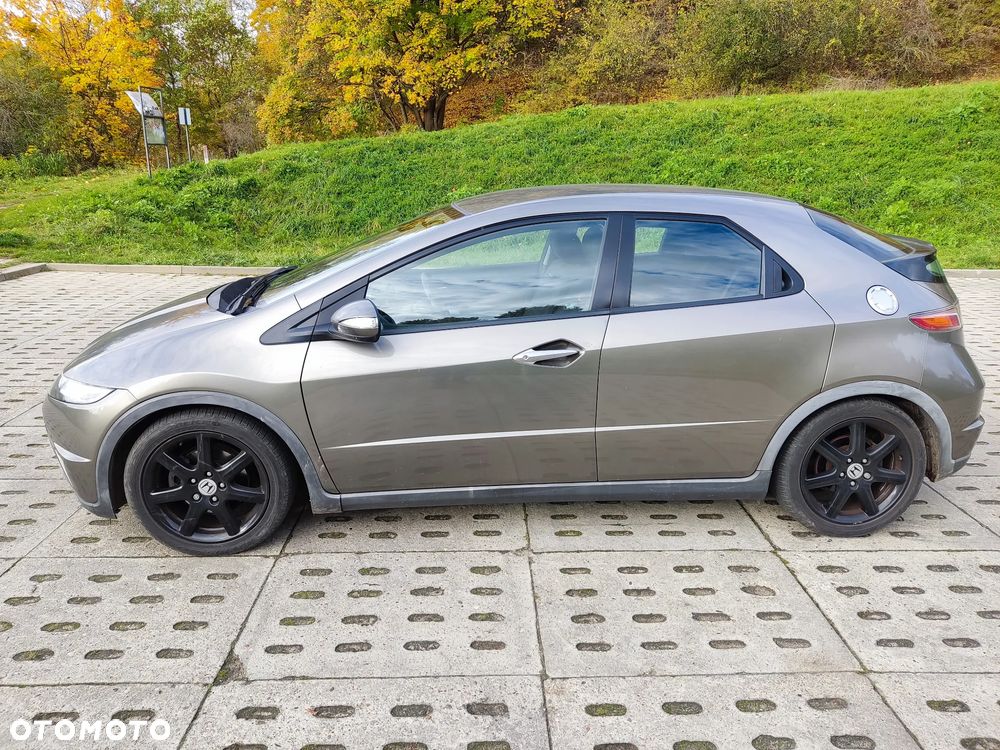 Honda Civic 1.8 Sport - 9