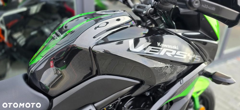 Kawasaki Versys 650 - 12