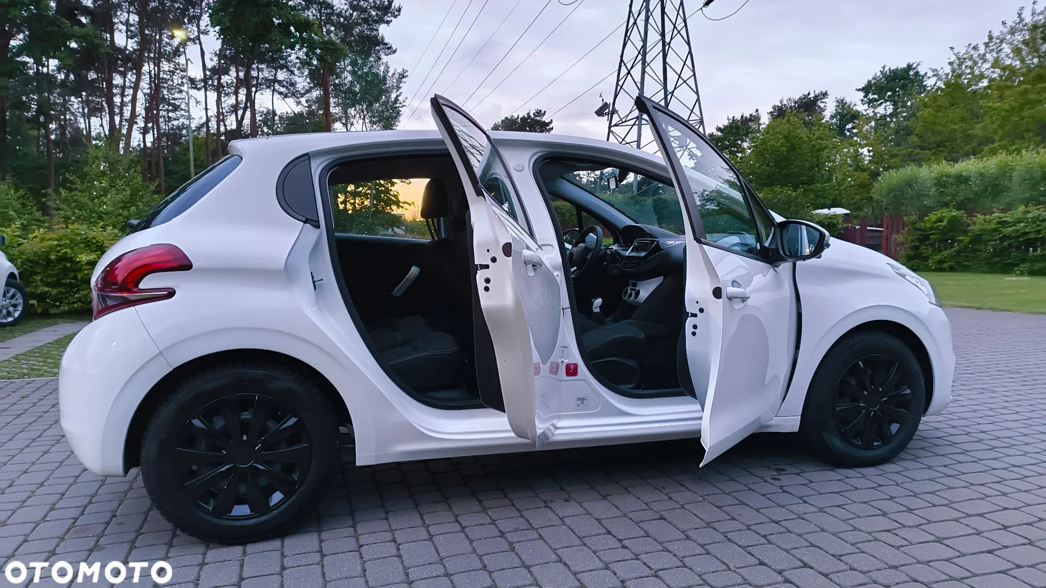 Peugeot 208 1.2 PureTech Access - 23