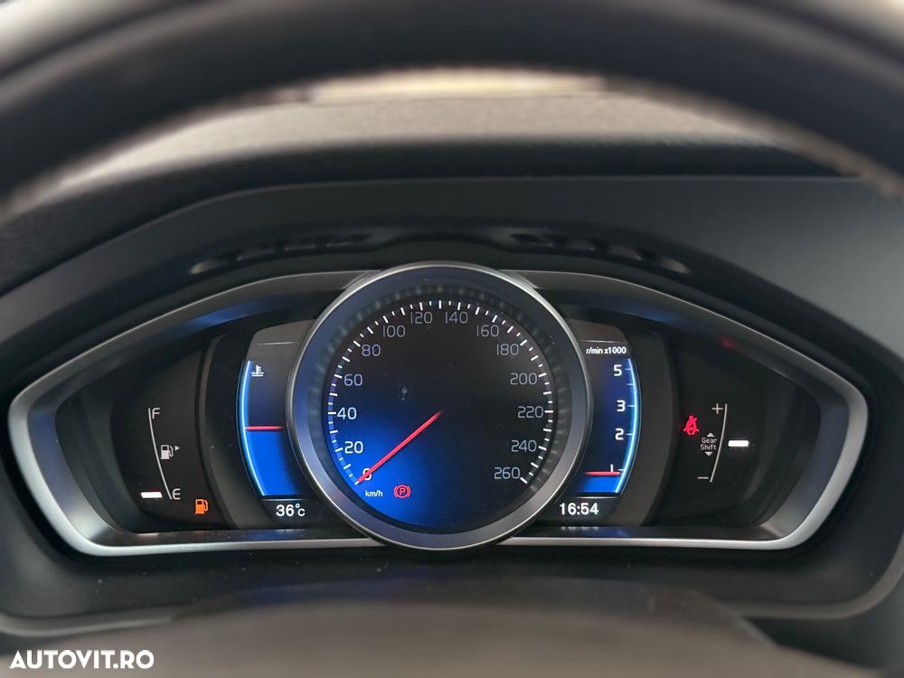 Volvo V40 D4 RDesign - 8