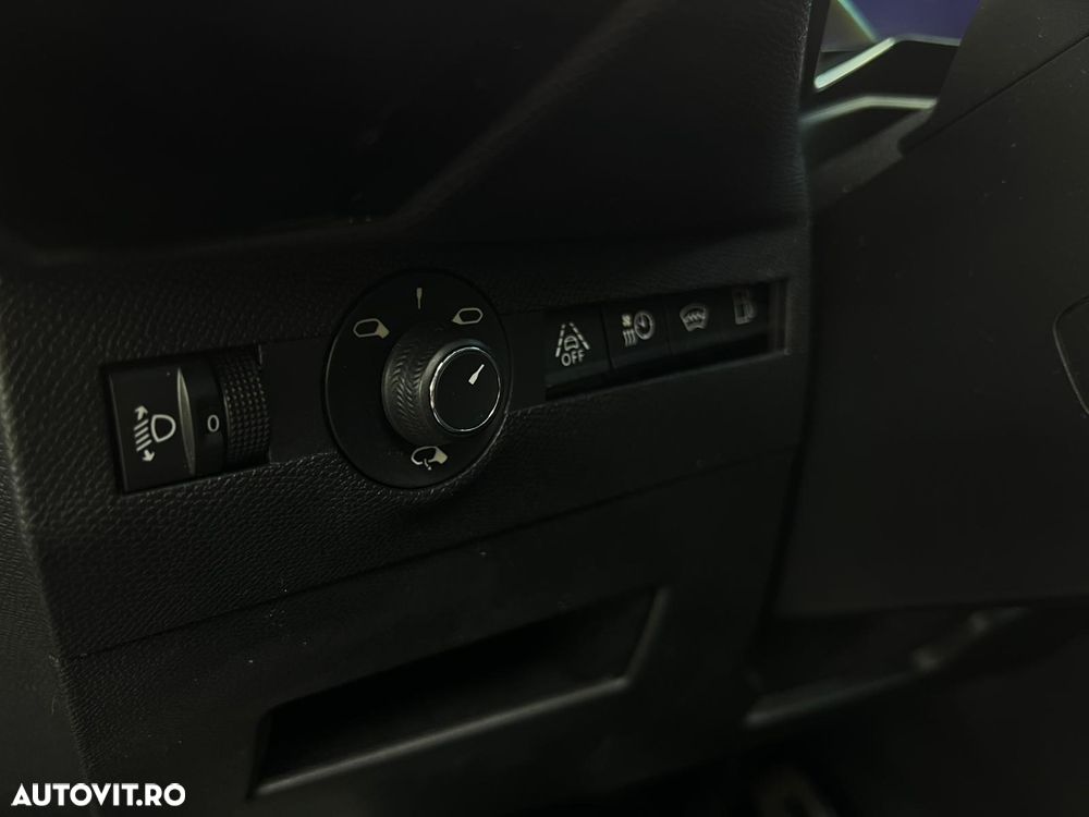 DS Automobiles DS 7 Crossback - 29