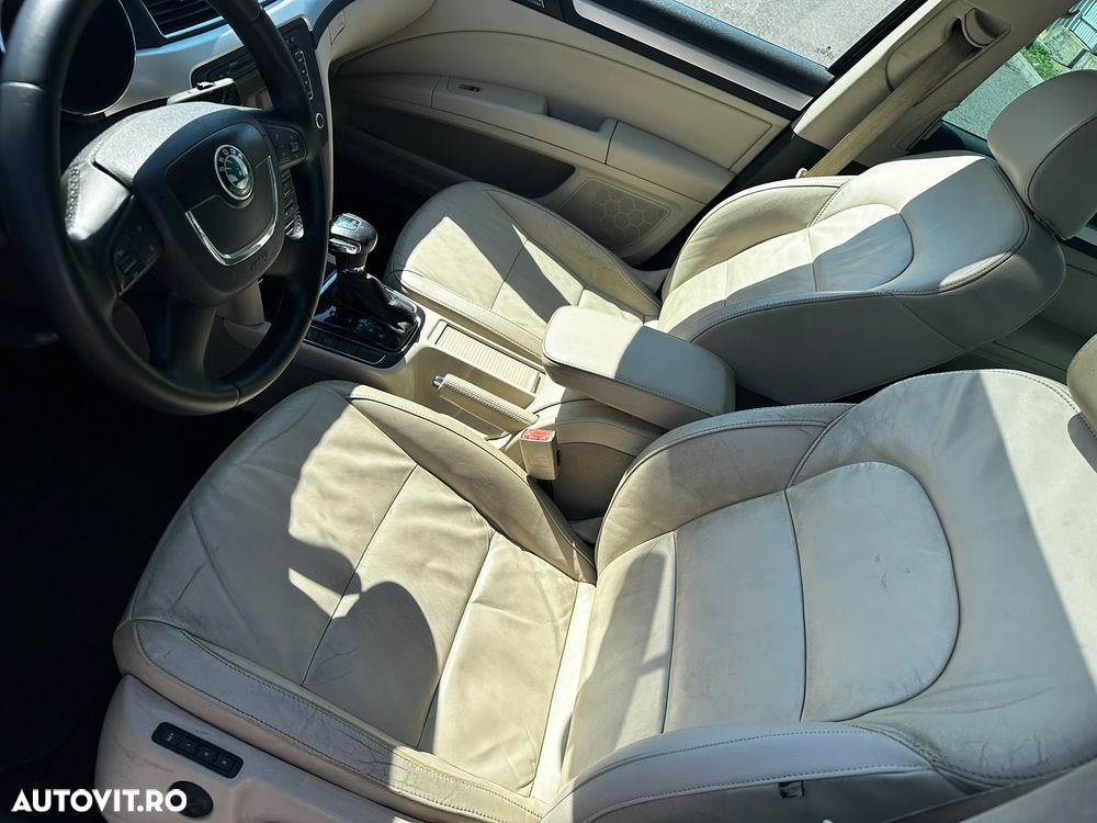 Skoda Superb 2.0 TDI Elegance DSG - 19