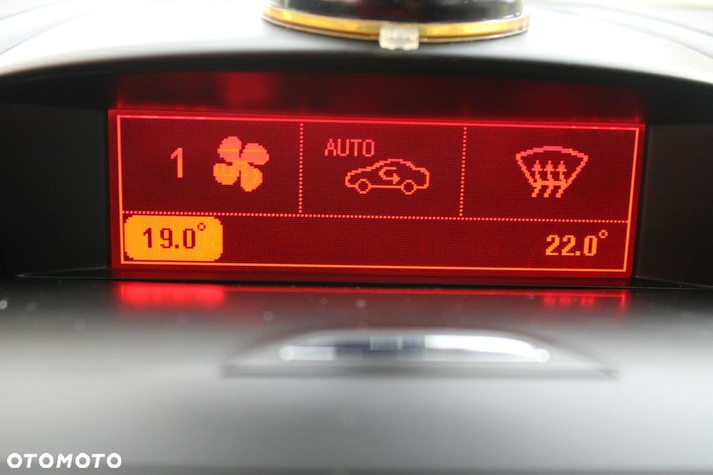 Opel Zafira - 27