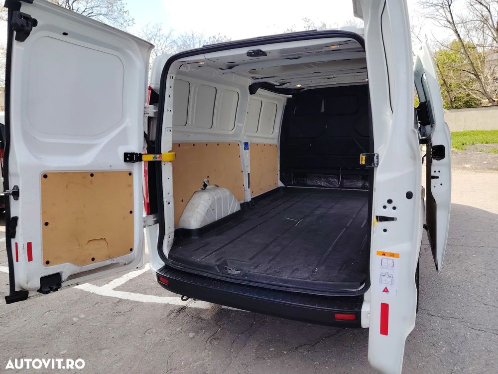Ford Tranzit Custom - 5