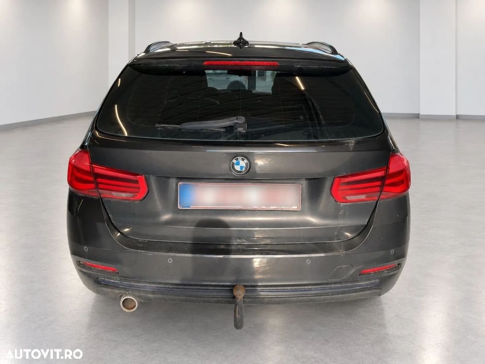 BMW Seria 3 318d Sport Line - 6