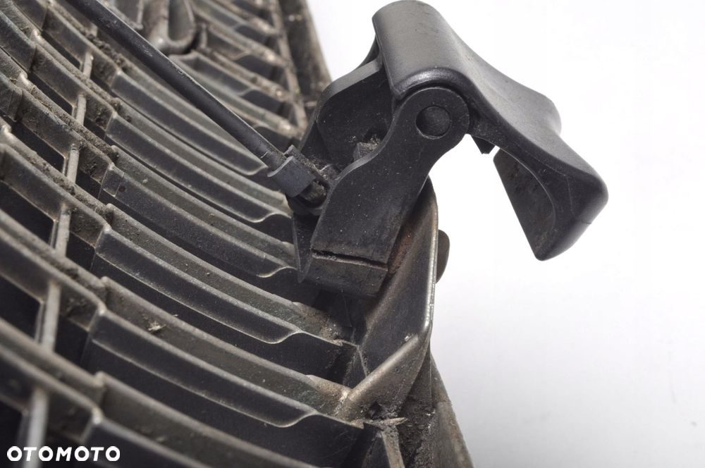 LEXUS GS II ATRAPA GRILL 53111-30810 - 13