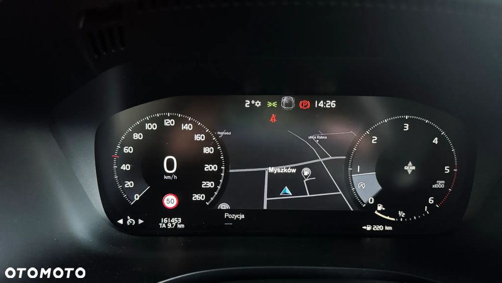 Volvo XC 60 D4 Momentum Pro - 23