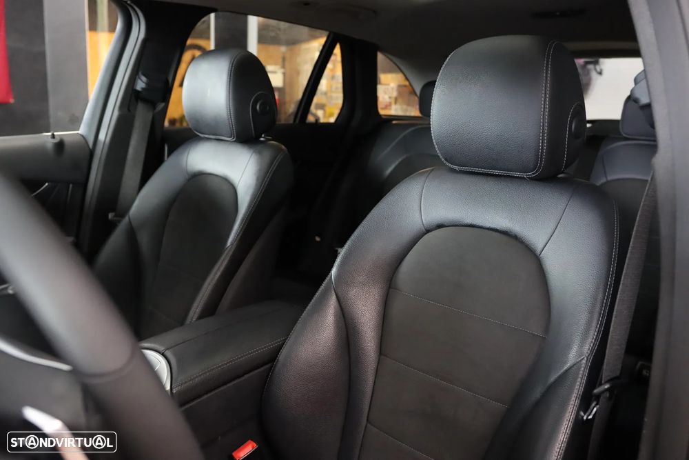 Mercedes-Benz GLC 350 e 4Matic 7G-TRONIC AMG Line - 22