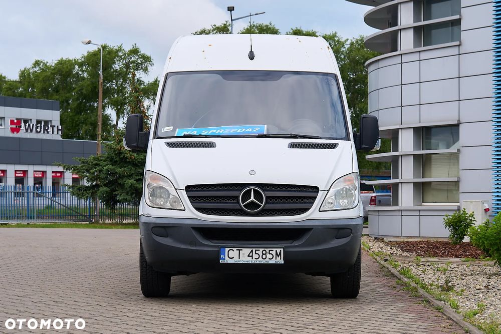 Mercedes-Benz Sprinter 310 - 18