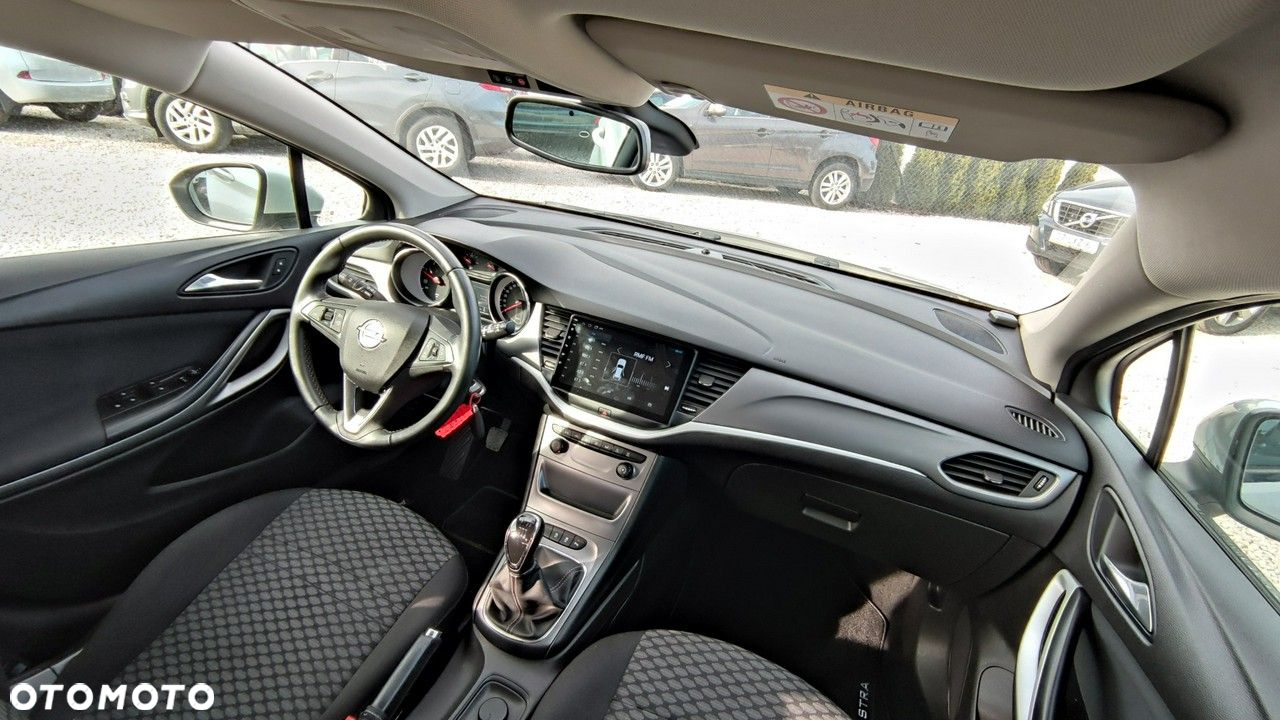 Opel Astra - 35