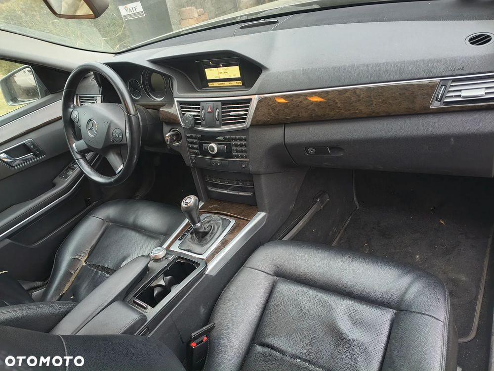 Mercedes-Benz Klasa E - 8