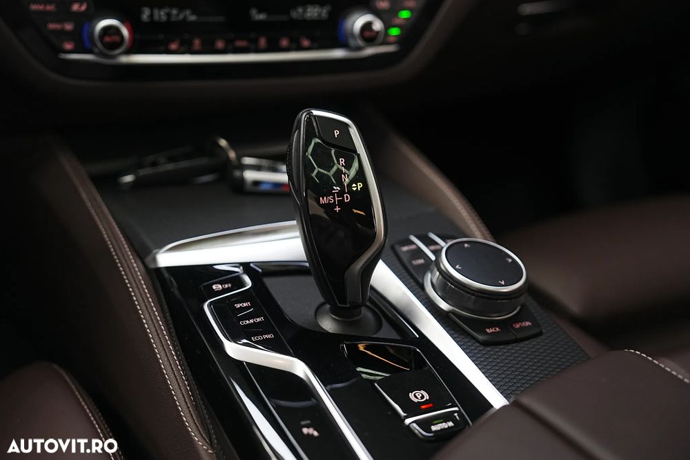 BMW Seria 5 520i Aut. - 16