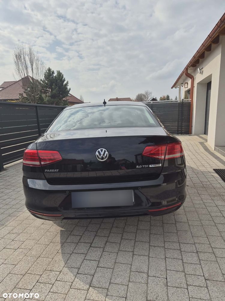 Volkswagen Passat 2.0 TDI BMT Trendline - 4