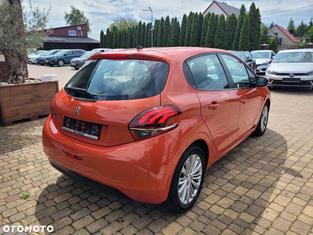 Peugeot 208 1.2 PureTech Style - 7