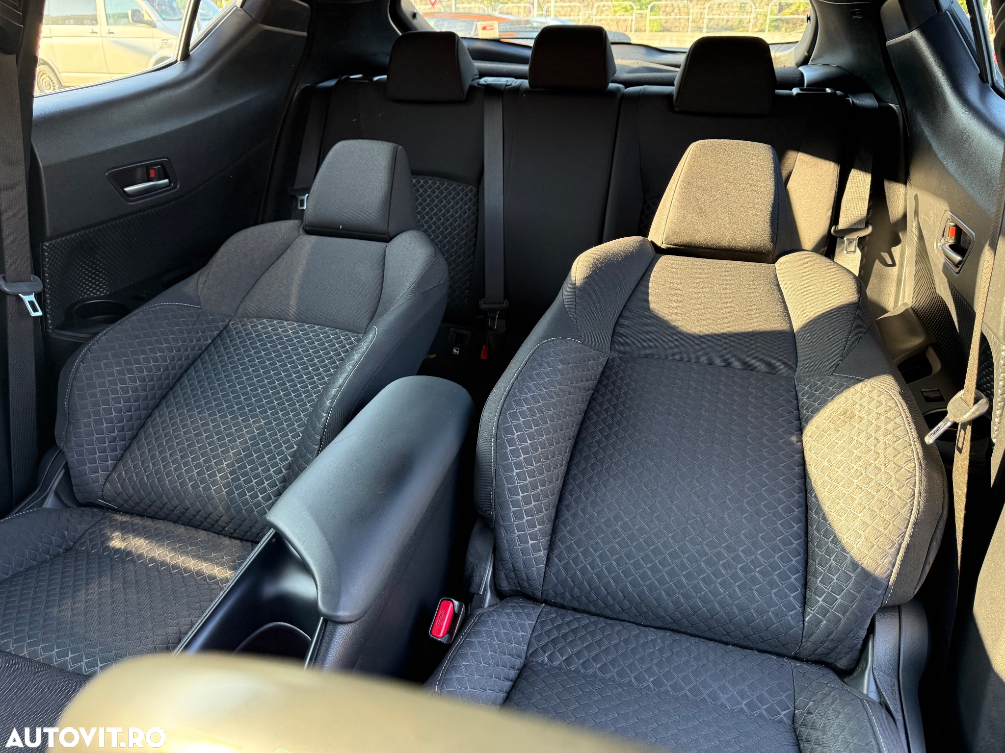 Toyota C-HR 2.0 HSD 184 CP 4x2 CVT C-ult Style - 13