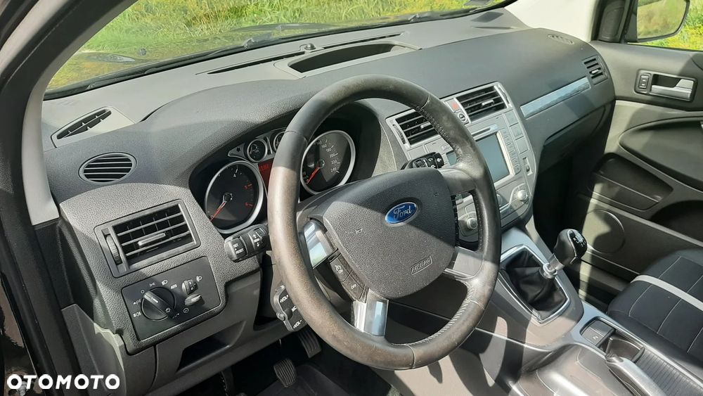 Ford Kuga 2.0 TDCi Individual - 12